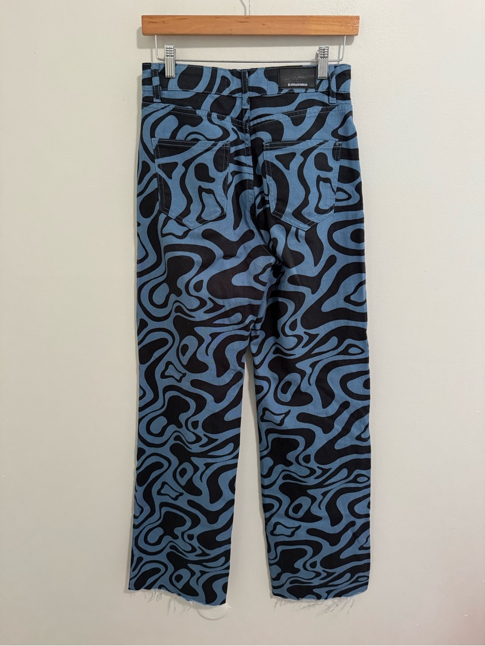 Stradivarius Abstract Print Wide Leg Jeans - Picture 6 of 7